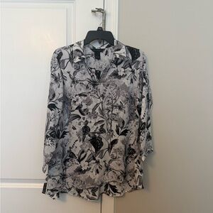 Investments Black & White Floral Button-Front Blouse